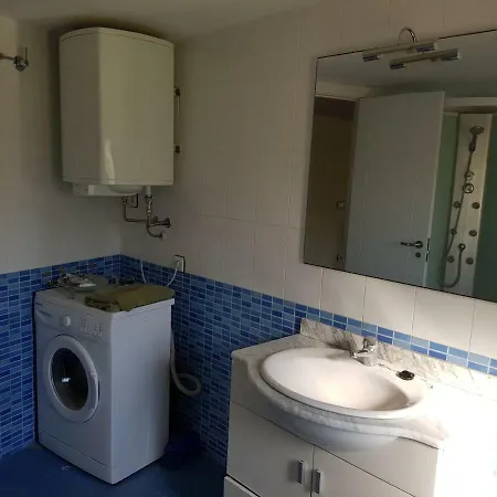 Apartamento Urbanizacion Xivares. Playa Y Piscina Apartment Carrio (Gijon, Asturias)
